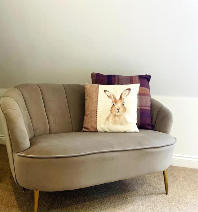 Modern Town House In Cotswolds - 3 Double Bedrooms Witney Eksteriør bilde